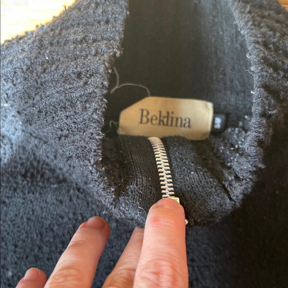 Beklina boucle zip up knit size s/m - Picture 3 of 4